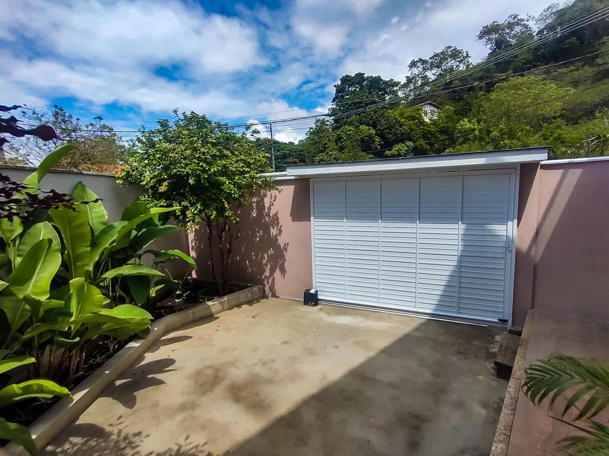 STUDIO NOVO- com Varanda espaçosa- Cama Queen Wi-fi -Sky - 5 minutos de carro da Praia - ITAIPUAÇU Maricá Exterior foto
